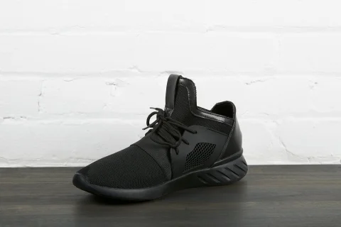 Sneaker shoes men