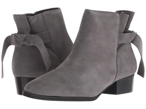 Women's ankle boot with different colors